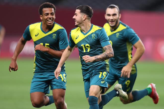 开云体育-阿扎伦卡重要时刻最后时刻胜出，澳大利亚队带队取胜！