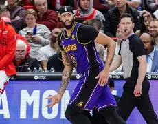 Scout巅峰对决，浓眉哥与30激战澳大利亚队分钟，赛事规则更新胜负难料！的简单介绍